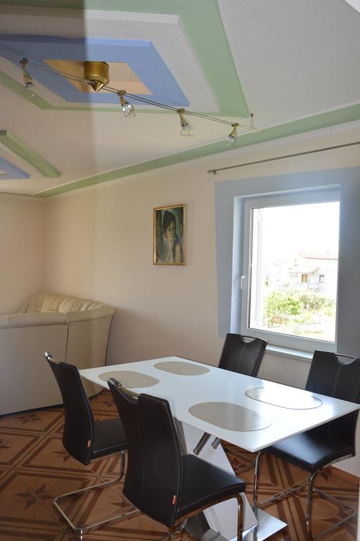 Apartments Petar & Anka Biograd Na Moru Room photo