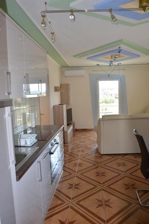Apartments Petar & Anka Biograd Na Moru Room photo